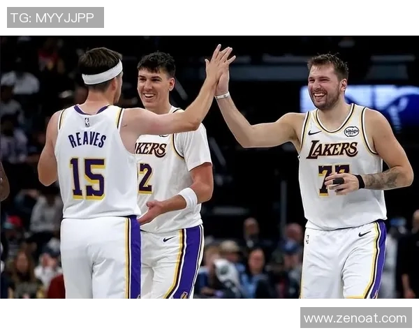 湖人对阵热火精彩赛事免费直播全程回放与分析分享